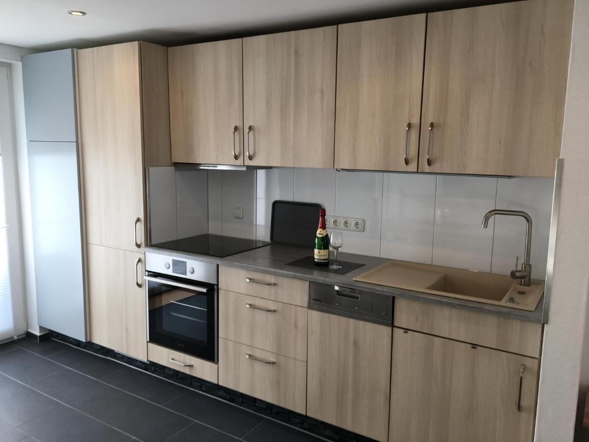 Ferienwohnung Rinteln - 4 Sterne - Im Kleinen Löök - 55 qm - 2 x TV - Terrasse - max 2 Erw und 1 Kind - Barrierearm TOP Exterior foto