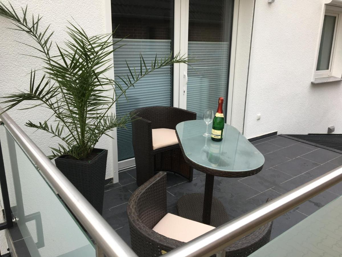 Ferienwohnung Rinteln - 4 Sterne - Im Kleinen Löök - 55 qm - 2 x TV - Terrasse - max 2 Erw und 1 Kind - Barrierearm TOP Exterior foto