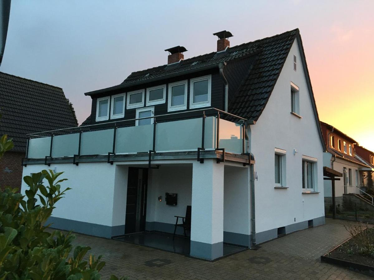 Ferienwohnung Rinteln - 4 Sterne - Im Kleinen Löök - 55 qm - 2 x TV - Terrasse - max 2 Erw und 1 Kind - Barrierearm TOP Exterior foto